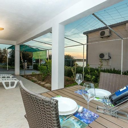 Apartment Ante Ražanj エクステリア 写真
