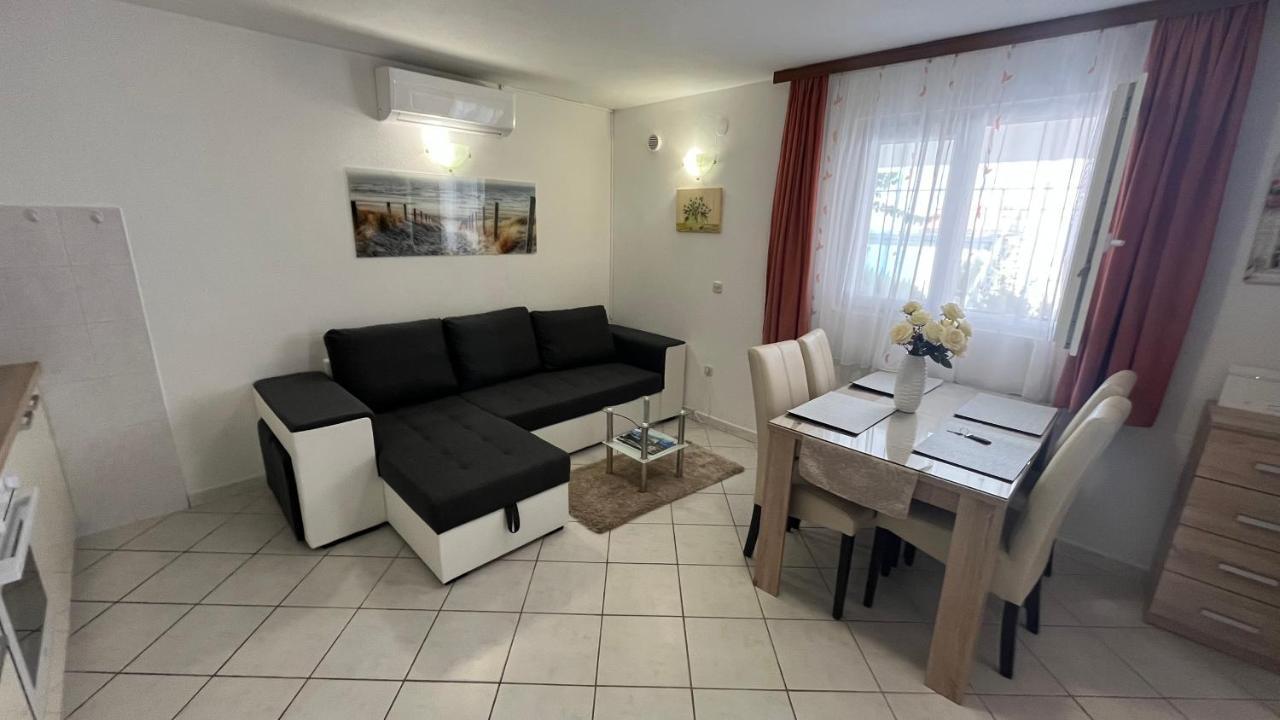 Apartment Ante Ražanj エクステリア 写真