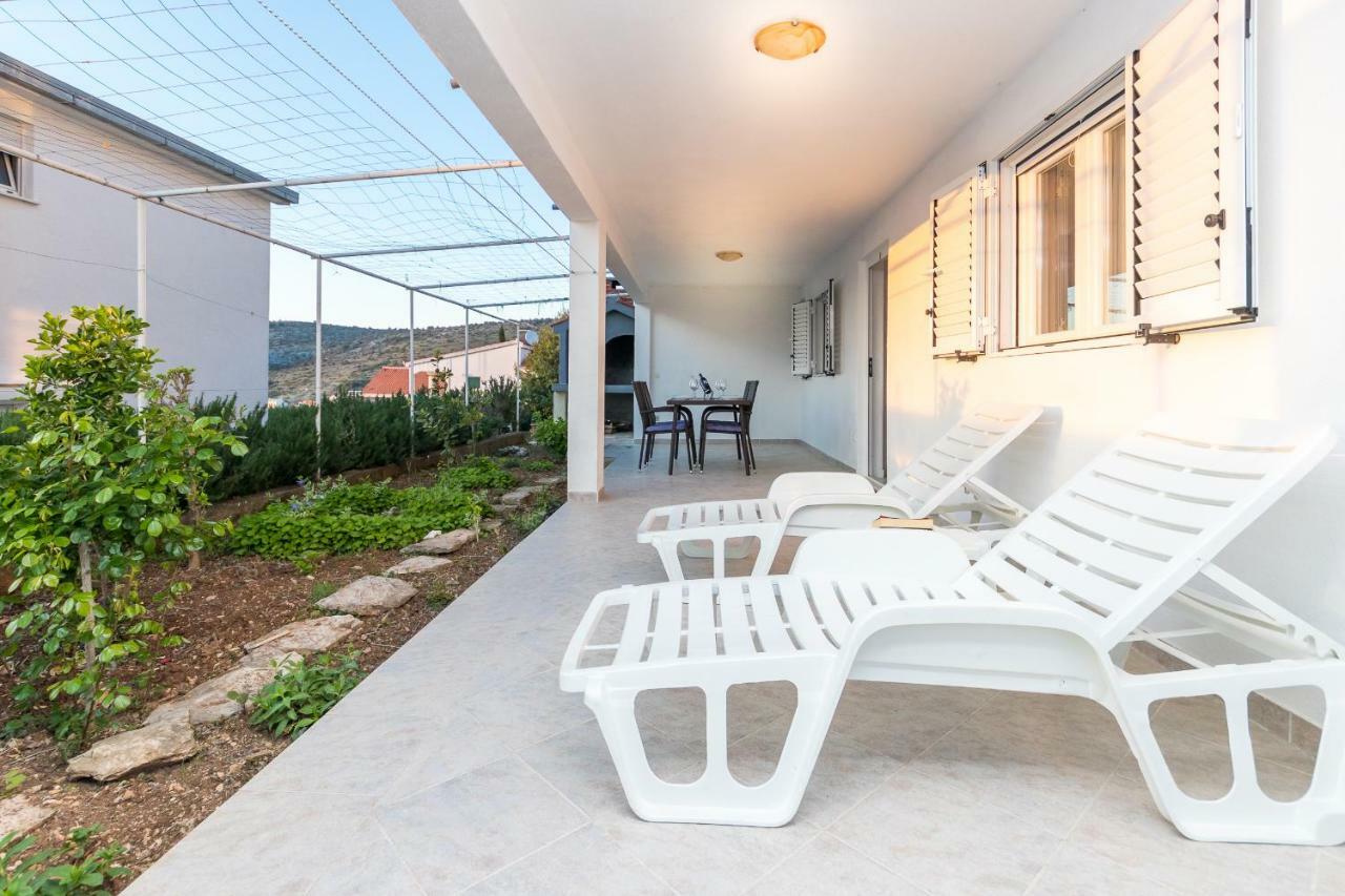 Apartment Ante Ražanj エクステリア 写真
